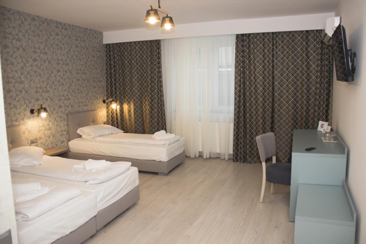 Adi&Nicol Hotel Sibiu Ngoại thất bức ảnh